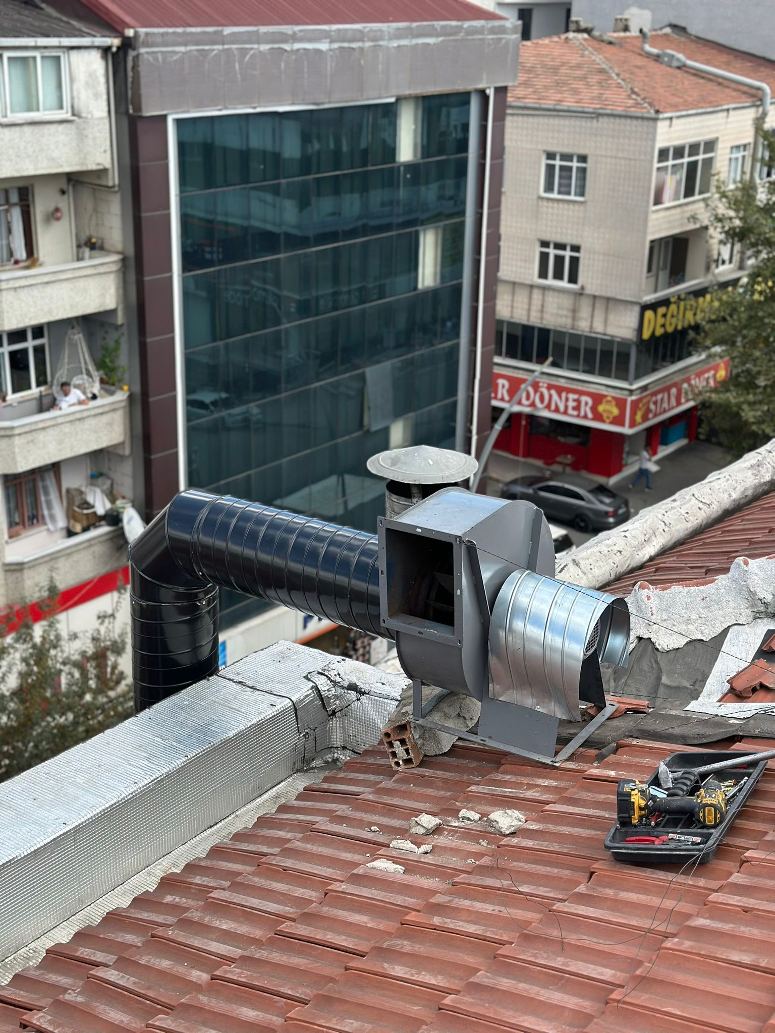 havalandirma borusu kanali fan cati montaj